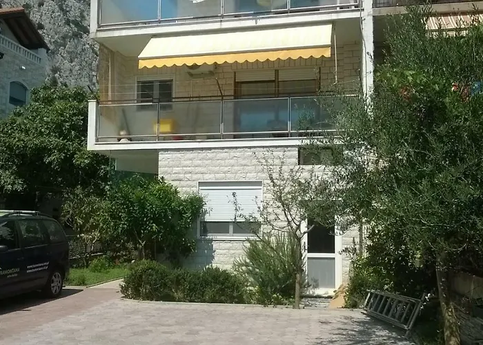 Renata Apartamento Omiš