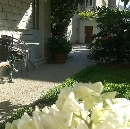 Renata Apartamento *